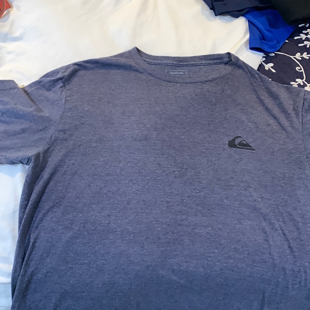 Quicksilver large mens T-shirt
